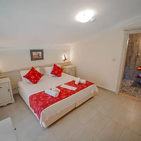 Ξενοδοχείο Marina Palace