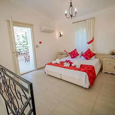 Marina Palace * Αλακάτι