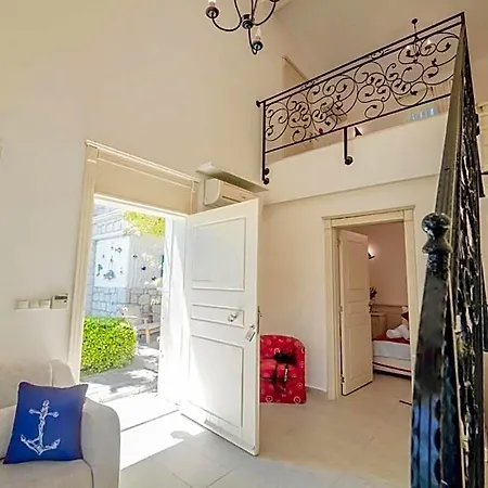 Ξενοδοχείο Marina Palace