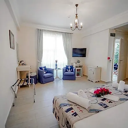 Ξενοδοχείο Marina Palace