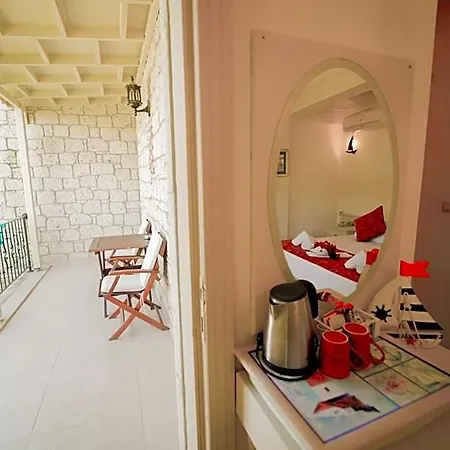 Ξενοδοχείο Marina Palace *